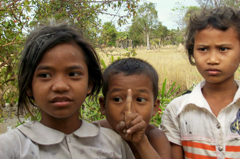 Cambogia bambini
