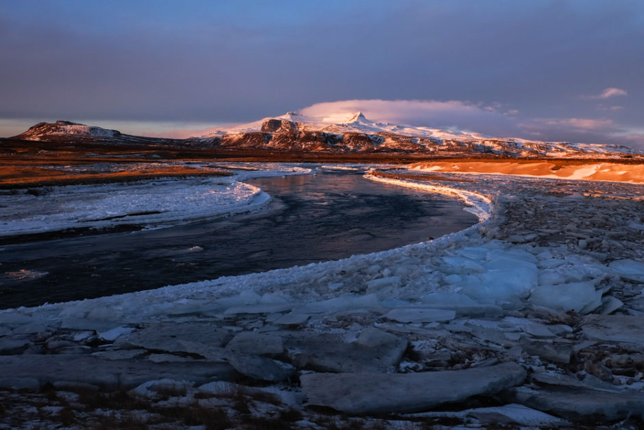 Islanda invernale fiume e montagne - libri di viaggio Islanda