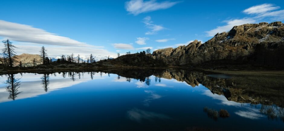 Trekking rifugio barbustel laghi parco naturale mont avic valle aosta champorcher lac vallette