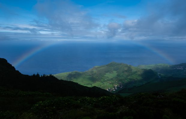 Viaggio a Flores e Corvo isole Azzorre arcobaleno