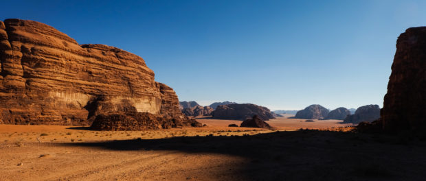 Viaggio in Giordania racconto deserto wadi rum ombra