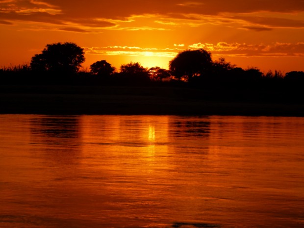 madagascar tsiribihina tramonto