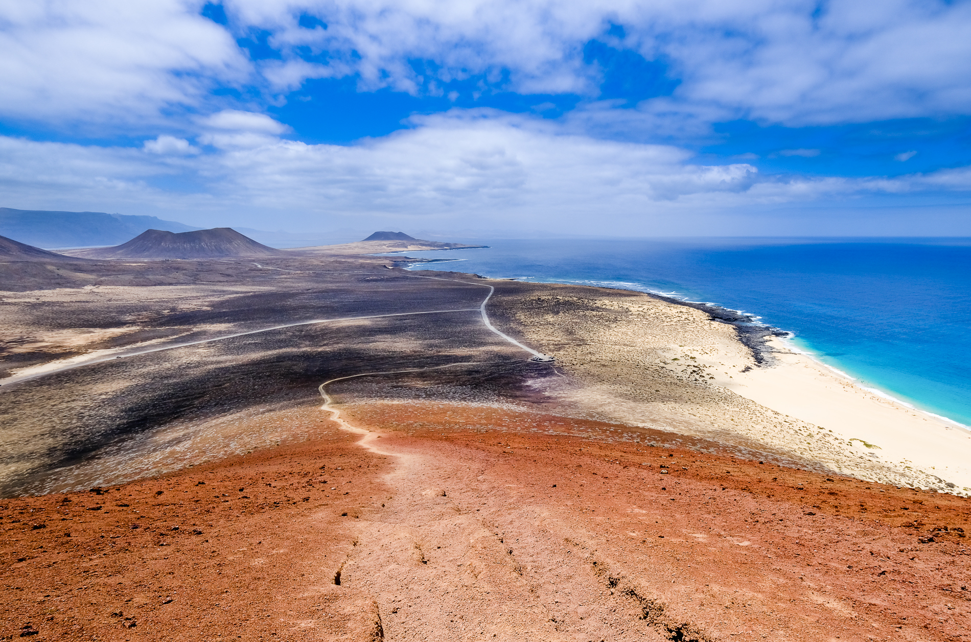 viaggio a Lanzarote isola La Graciosa trekking al vulcano