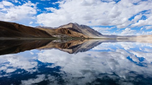 viaggio in ladakh riflessi tsomoriri