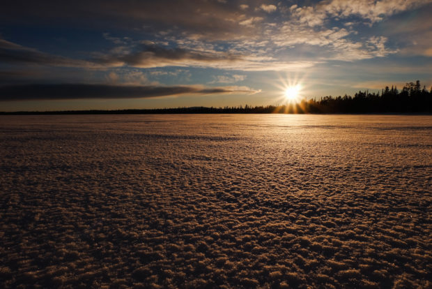 viaggio inverno lapponia pallas yllastunturi tramonto lago